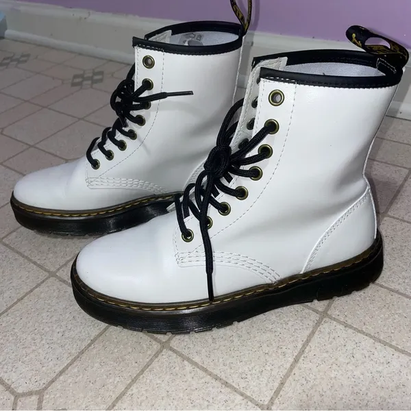 Dr. Martens Zavala White Leather Combat Boots Women Size 37 EU 6.5 US Grunge - Image 3