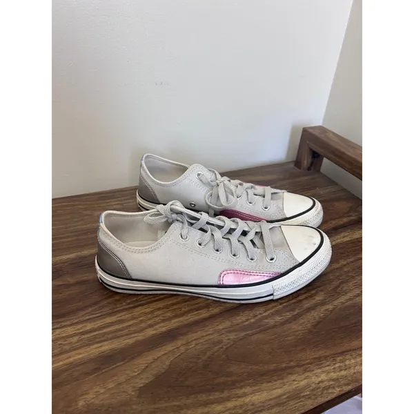Converse All Star Chuck Taylor Grey Pink Silver Metallic Sneakers size 8 A09799F - Image 3