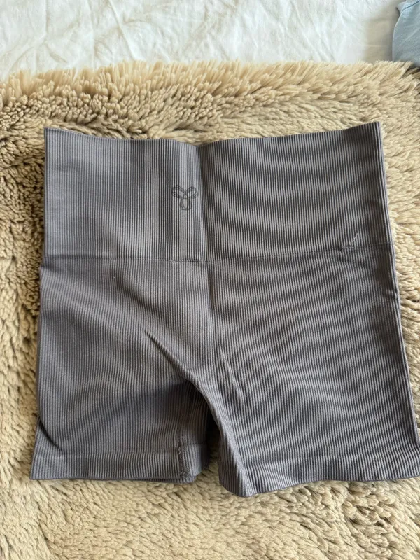 TNA Aritzia Biker Shorts - Image 2