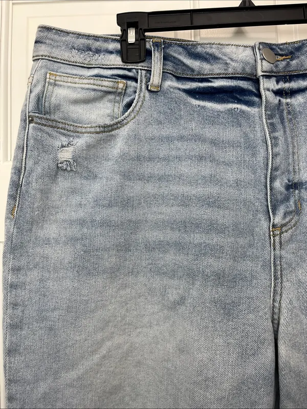 Arula Women's Light Wash Distressed Wide Leg Denim Jeans - Size 18 - Image 2