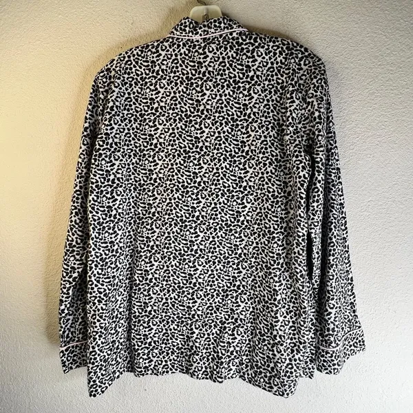 Victoria's Secret‎ Pajama Shirt - Image 5