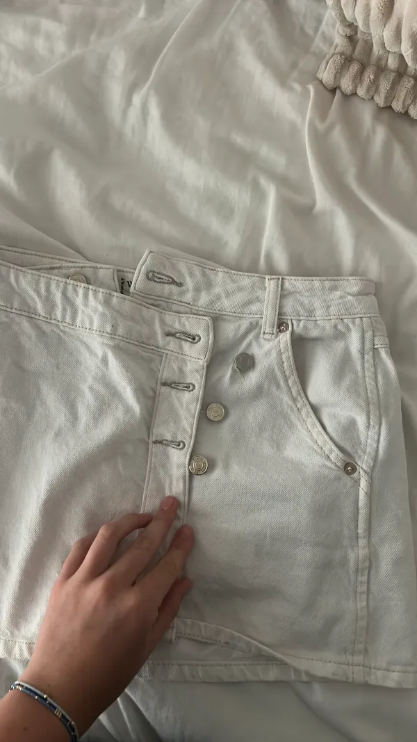 Super cute Free people white jean skirt - Image 2