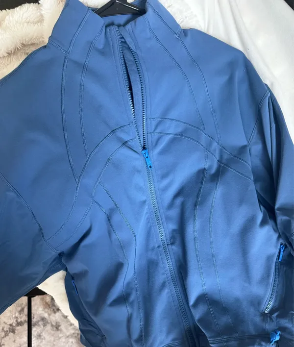 lululemon athletica Women's Slate Blue Utility Zip Jacket - Image 3