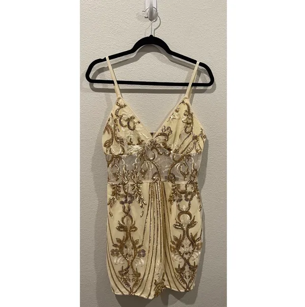 PRETTYLITTLETHING Gold Sheer Strappy Sequin Bodycon Dress - Image 4