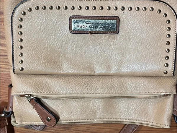 Marc Jacobs Beige Crossbody Bag with Brown Strap and Stud Accents - Image 2