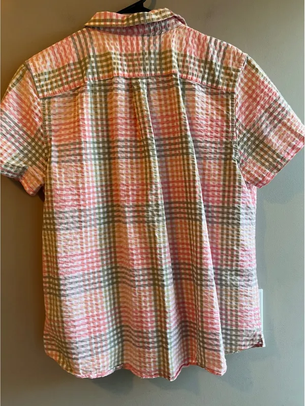 L.L.Bean Vacationland Seersucker Short Sleeve Popover Plaid Shirt Pink Green - Image 9