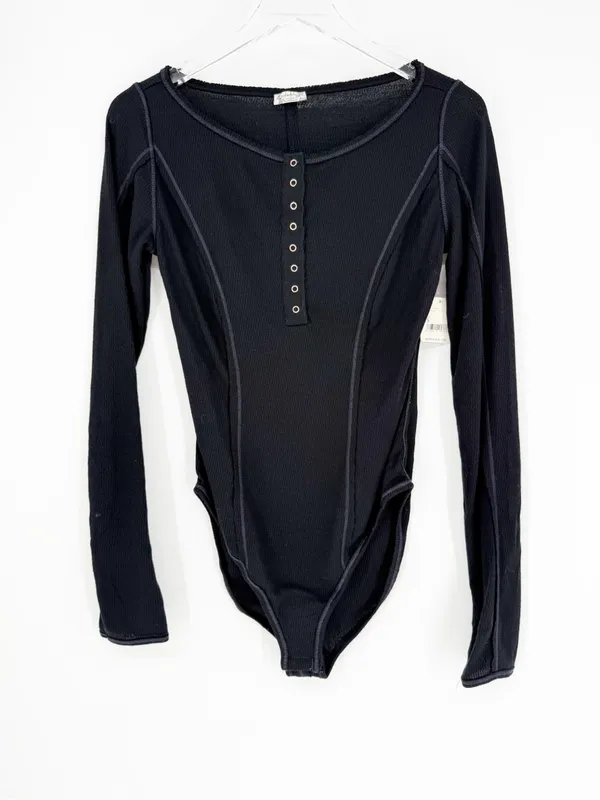 NWT Free People Sloane Henley Bodysuit Womens S Black Textured Long Sleeve - Image 3