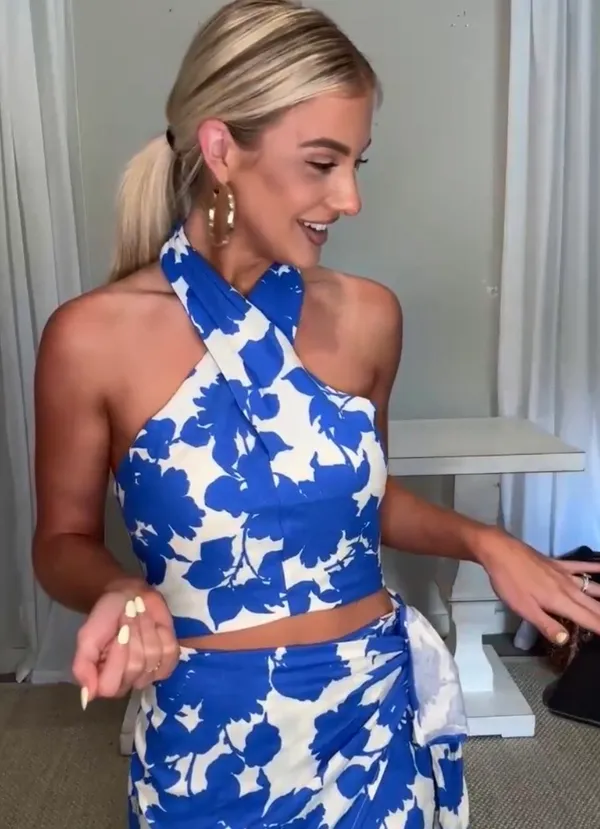 Floral Halter These Three Boutique Top - Image 4