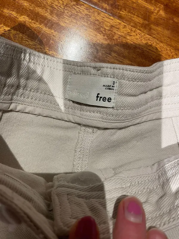 Aritzia Wilfred Free Cream Pants 0 - Image 2