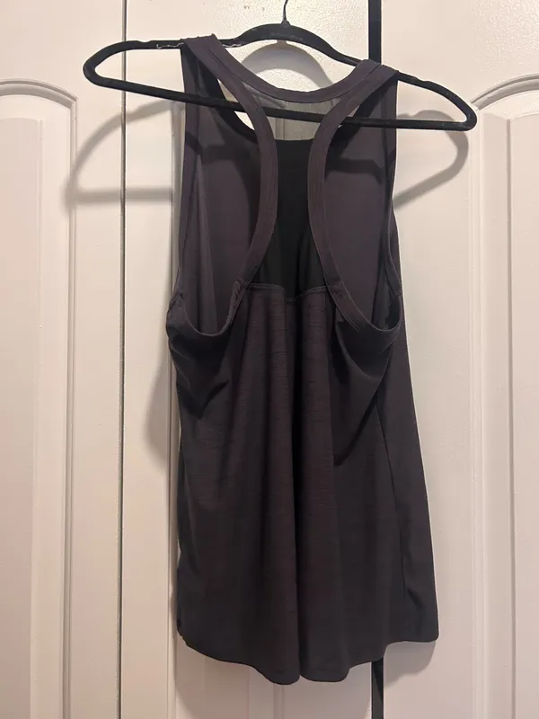 Old Navy Active Breathe On Tank Top - Image 2