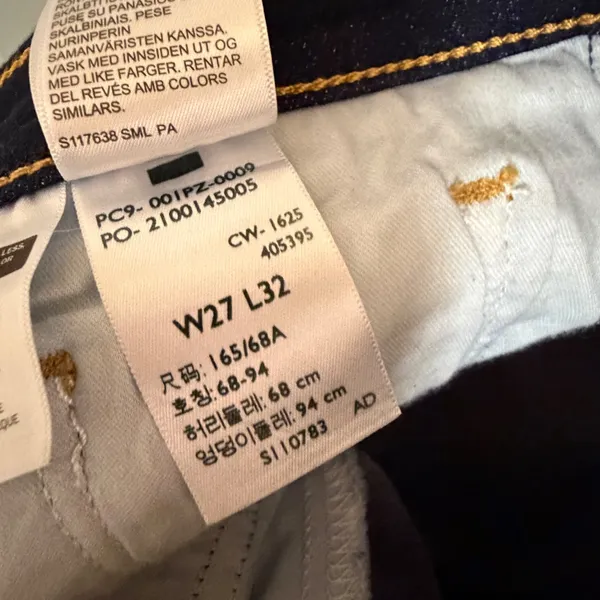 NWOT Levi's 318 Shaping Wide Leg Jeans Dark Wash 27x32 Mid Rise Denim‎ - Image 9