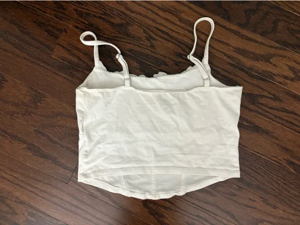 Hollister Crop Top White Tank - Image 2