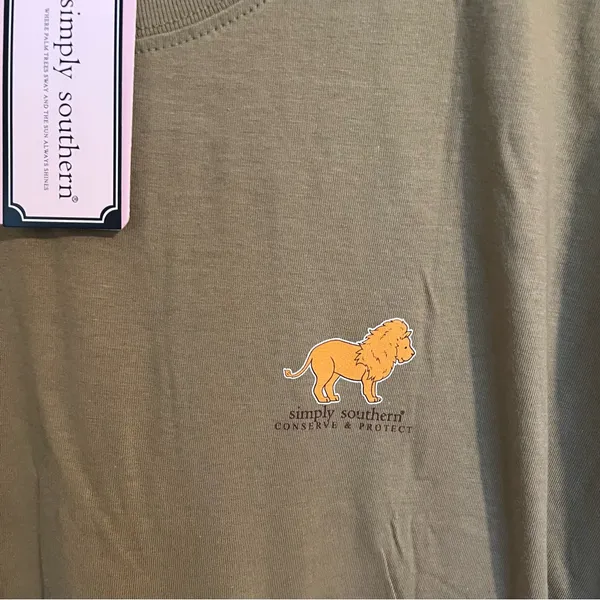 NWT Simply Southern Long Sleeve T-Shirt Size XL Floral Lion Tracker Conservation - Image 5