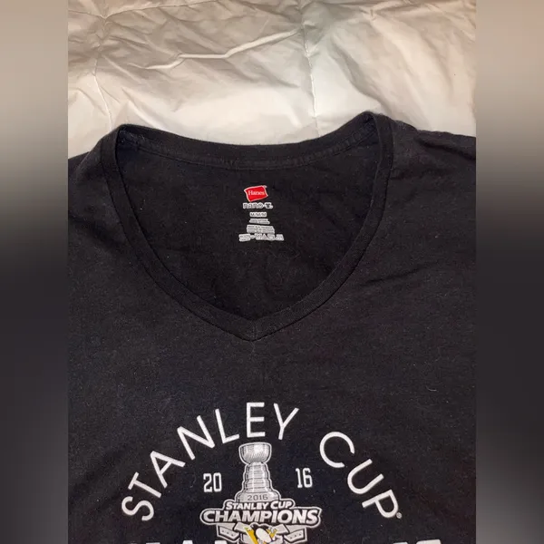 Pittsburgh Penguins Stanley Cup Champions T-Shirt Size Medium - Image 3