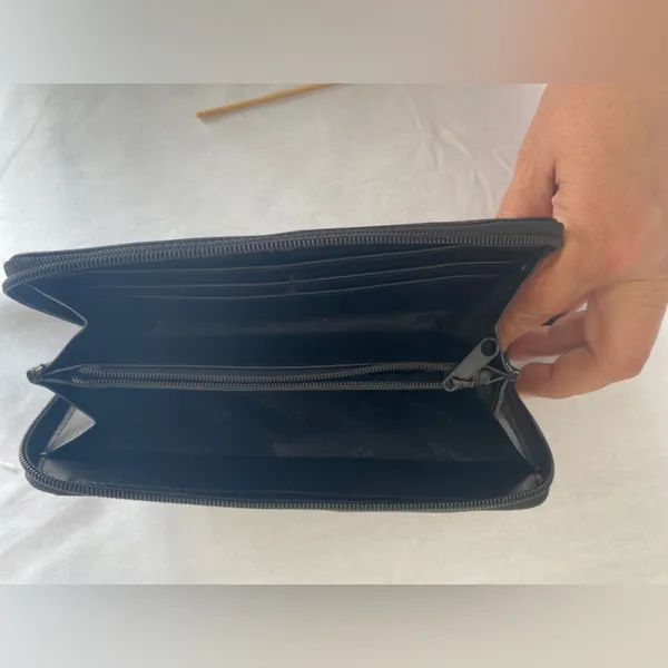 Burton Genuine Leather Exterior Black Wallet‎ - Image 5
