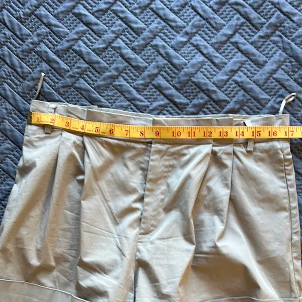 Zara Women's High Waist Beige Shorts - Image 5