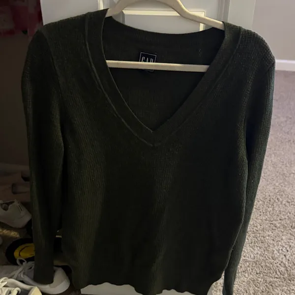 GAP  Olive V-Neck Sweater - Image 3