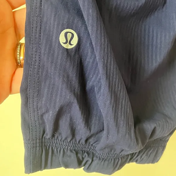 Lululemon navy dance studio crops size 2 - Image 5
