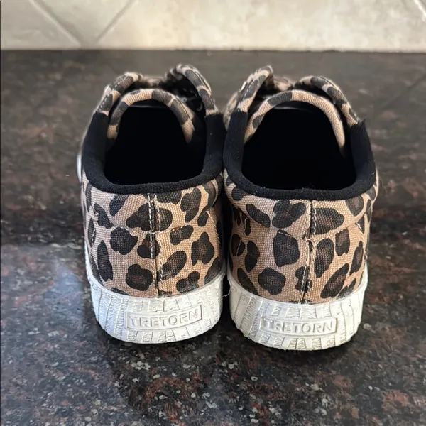 Tretorn Nylite women's Leopard Print Slip-On Sneakers Leopard W8 - Image 4