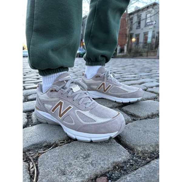 RARE New Balance 990v4 Women's Size‎ 9 Alabaster Suede Made In USA W990FA4 - Image 9