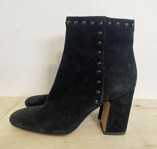 Coach Size 7.5 Boots Block Heel Black Studded - Image 3