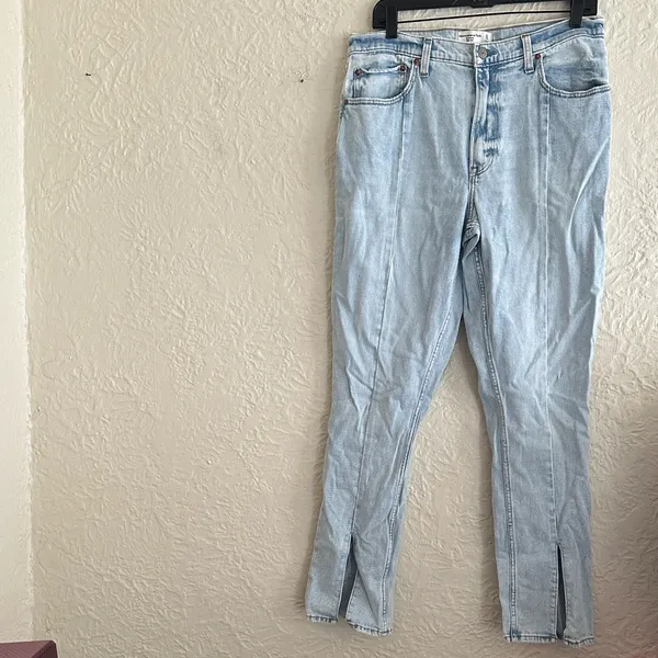 Abercrombie and Fitch Light Wash Skinny High Rise Split Front Seam Jeans - Image 2