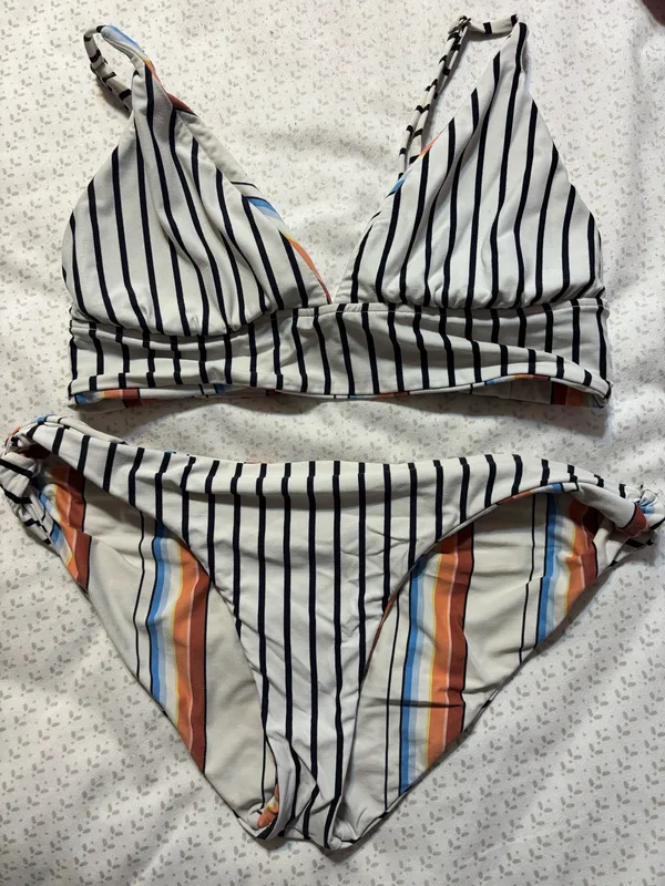 Billabong woman’s bikini - Image 2