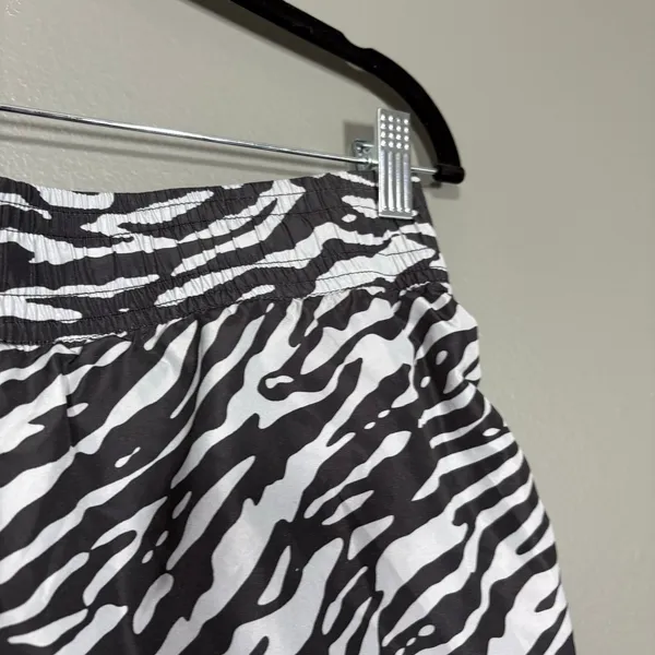 H&M Sport Black & White Zebra Print Running Shorts - Size 10 - Built in Brief - Image 5