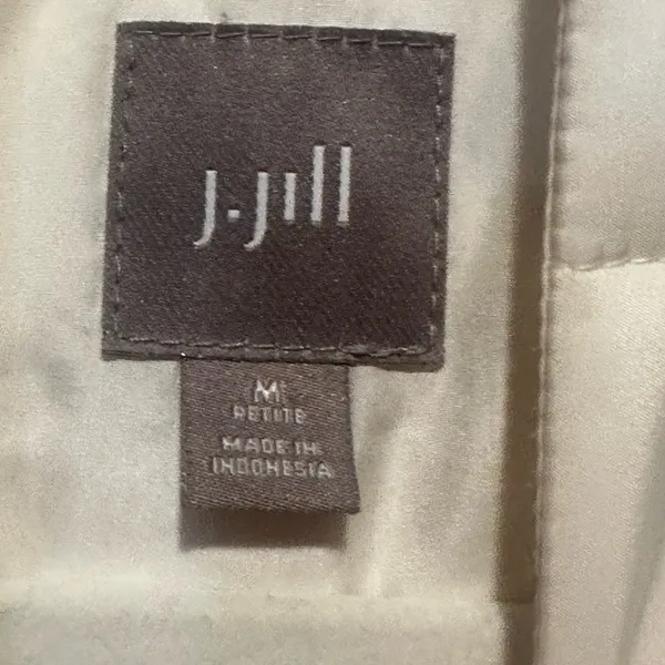 J.jill puffer‎ vest size M in cream - Image 3