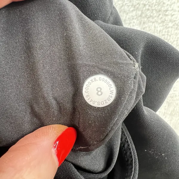 Lululemon Athletica Sz 8 On The Fly Jogger Pant Black Wrinkle Free Travel‎ Sleek - Image 6