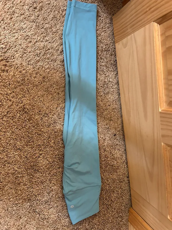 Lululemon Align Leggings 25" Light Blue  - Image 2