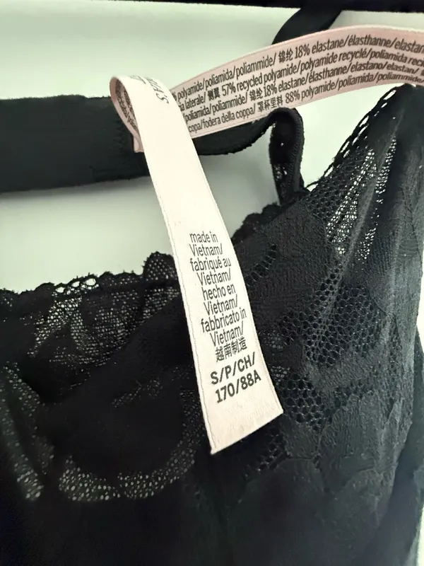 Victoria's Secret Black Lace-Trim Slip Chemise - Image 3