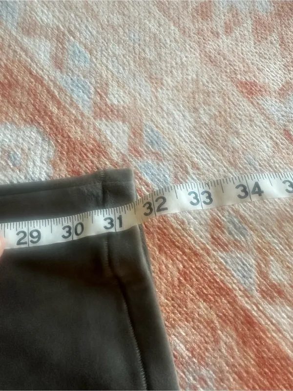 NWT SKIMS velour track pants gunmetal smoke grey size medium wide leg - Image 8