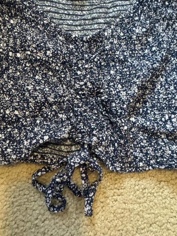 Aeropostale cropped short sleeve - Image 2