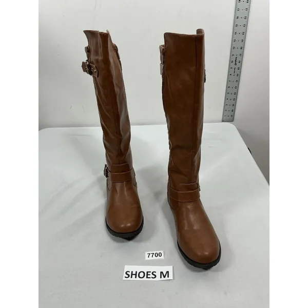 Woman’s Excellent Condition Forever Quilted Knee High Riding Boots 10 Tan - Image 3