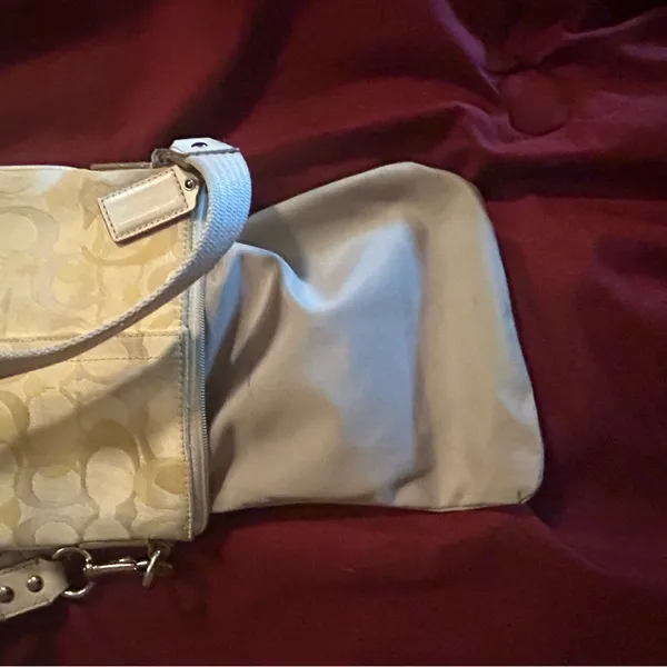 Coach cross body bag - Image 9