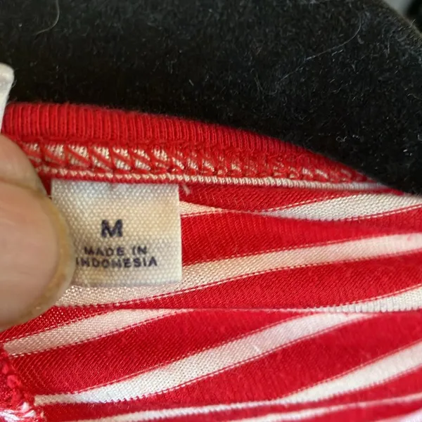 FINAL MARKDOWN GAP Vibrant Red and White Striped t shirt dress medium - Image 3