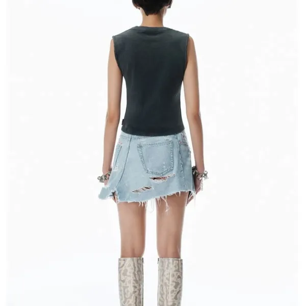 Alexander Wang V-Neck Tank Top in Faded Black Size XS - Image 4