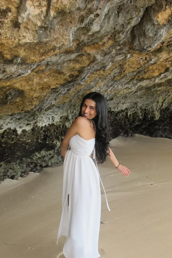 White cross midi dress - Image 3