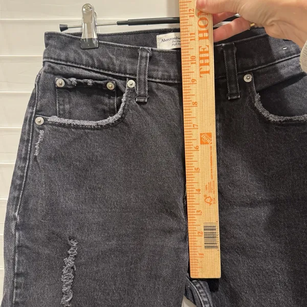 Abercrombie & Fitch The Mom High‎ rise Jean Black Grunge Streetwear Size 26 2R - Image 5