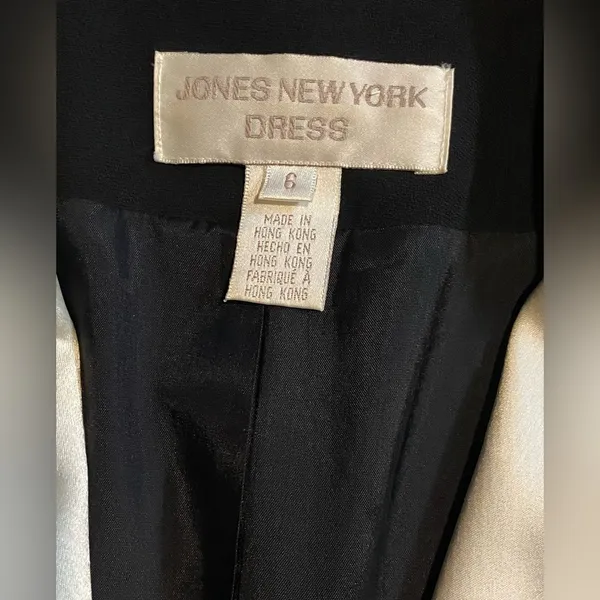 Jones New York Black 2 piece Dress And Jacket Size 6 - Image 6