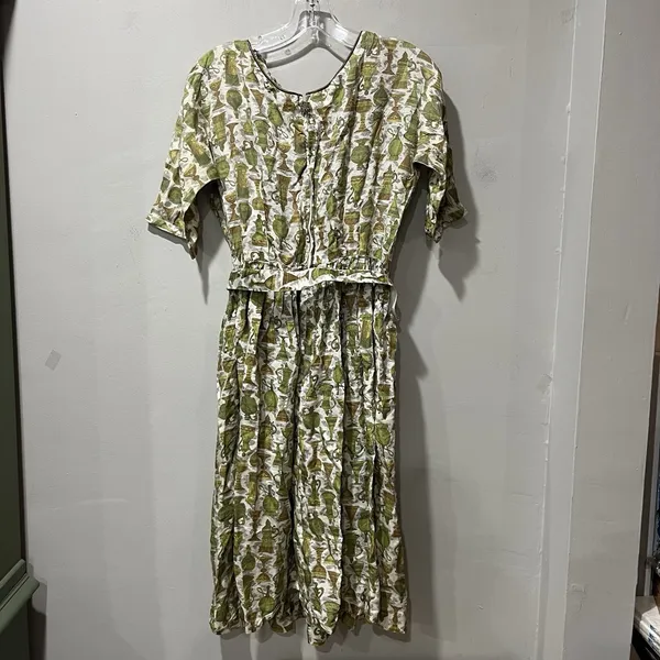 Vintage Handmade 60s Midi Dress with Belt Sz 8 Vase‎ Pattern Short Sleeve Zipper - Image 6