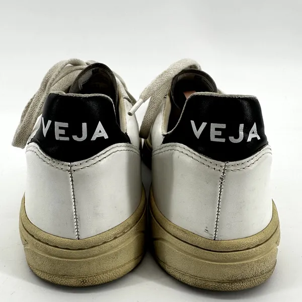 Veja V10 Sneakers Leather Lace Up Low Top Logo Round Toe White Emeraude 9 - Image 5