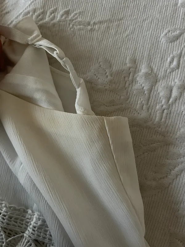 White Chiffon - Image 7