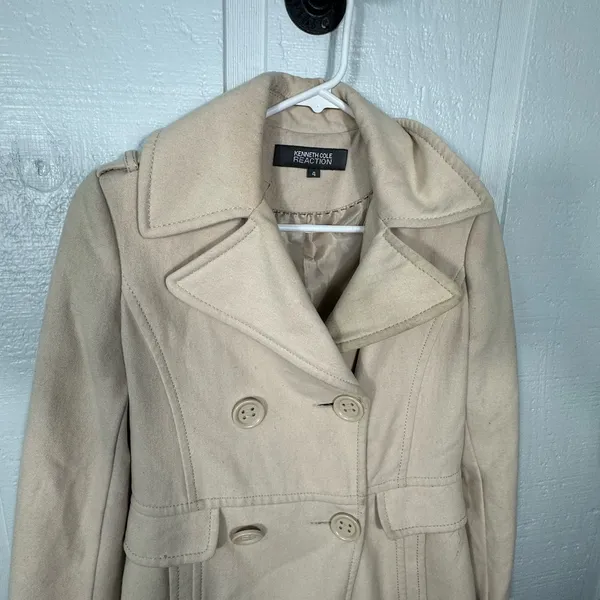 Kenneth Cole Reaction Khaki Double Breasted Belted Jacket Size 4 EUC - Image 4
