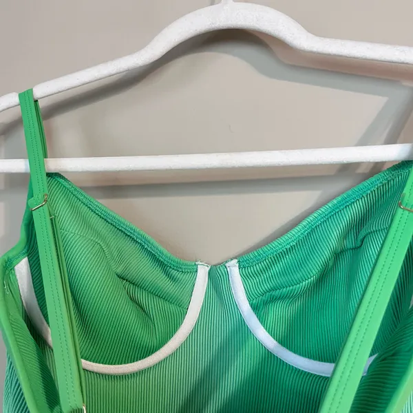 Kulani Kinis Ribbed Underwire Adjustable Strap One Piece Swimsuit Green M - Image 8
