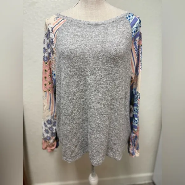 FREEBIRD Heather Gray Knit Top Size XL - Image 10