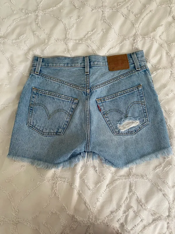 Levi’s 501 Shorts - Image 2