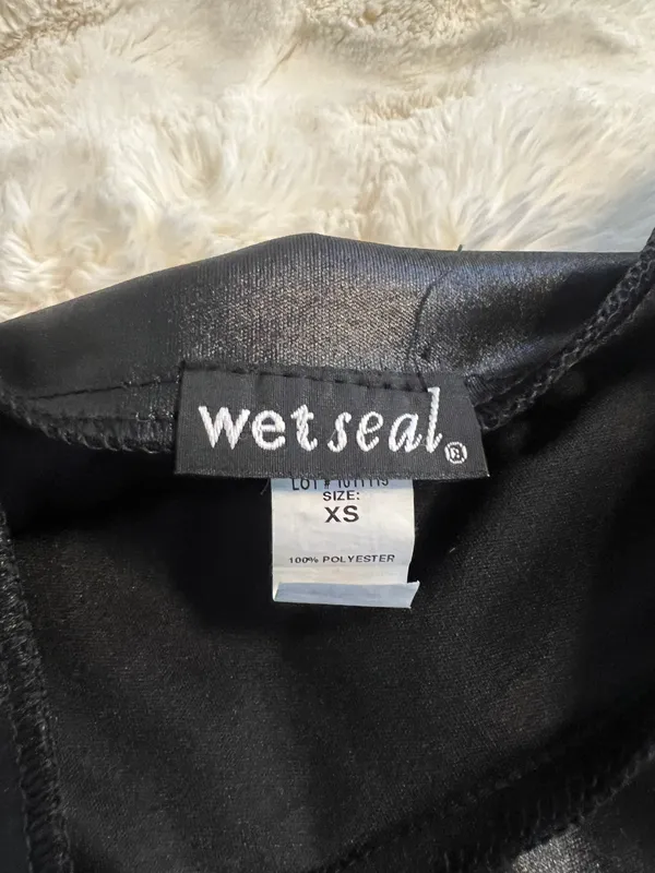 Wet Seal Mini Skirt - Image 3