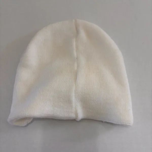 Disney Mickey Mouse White Knit Y2K Beanie Mcbling Newsboy Cap Womens One Size - Image 2